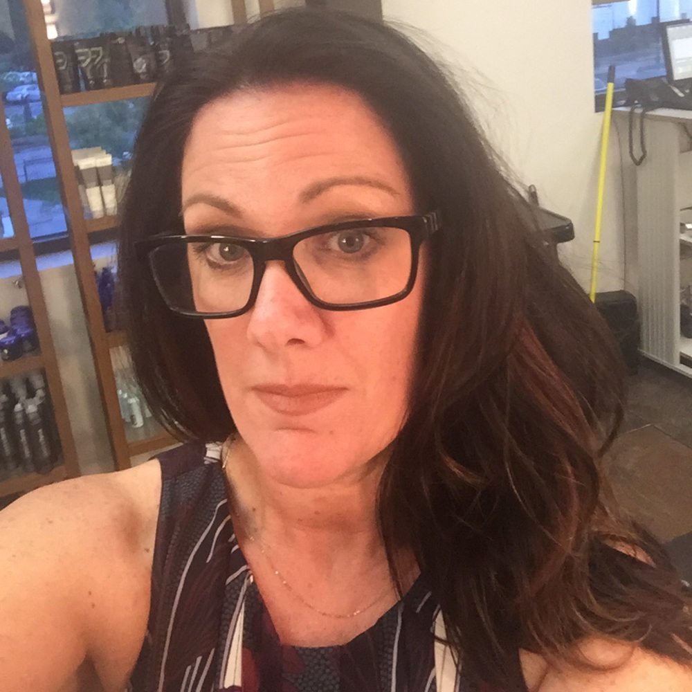 Meet your Posher, Deby